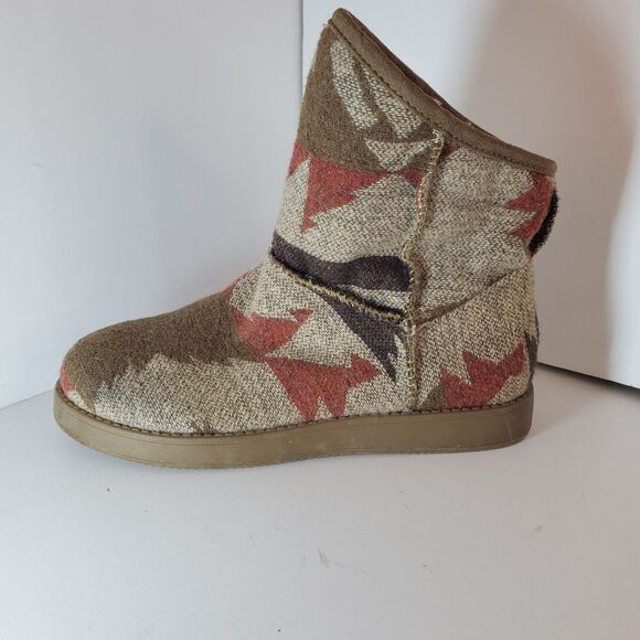 Indigo Rd Womens Aztec Slipper Boots Sz 6.5 Southwestern Boho Tribal Western - Picture 1 of 8